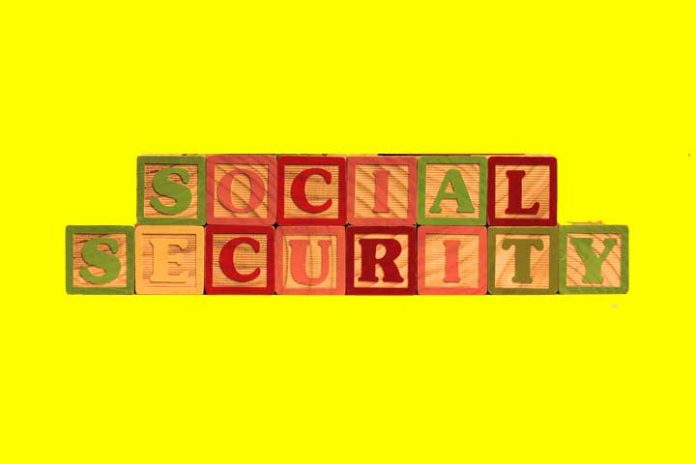 Avoid-Debts-With-Social-Security